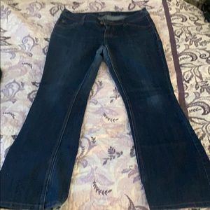 Maurices jeans